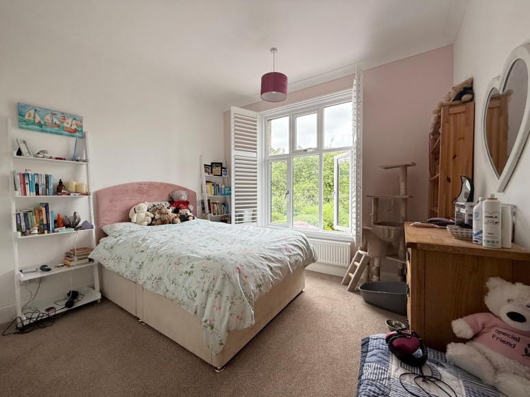 Avenue Road, Falmouth, TR11