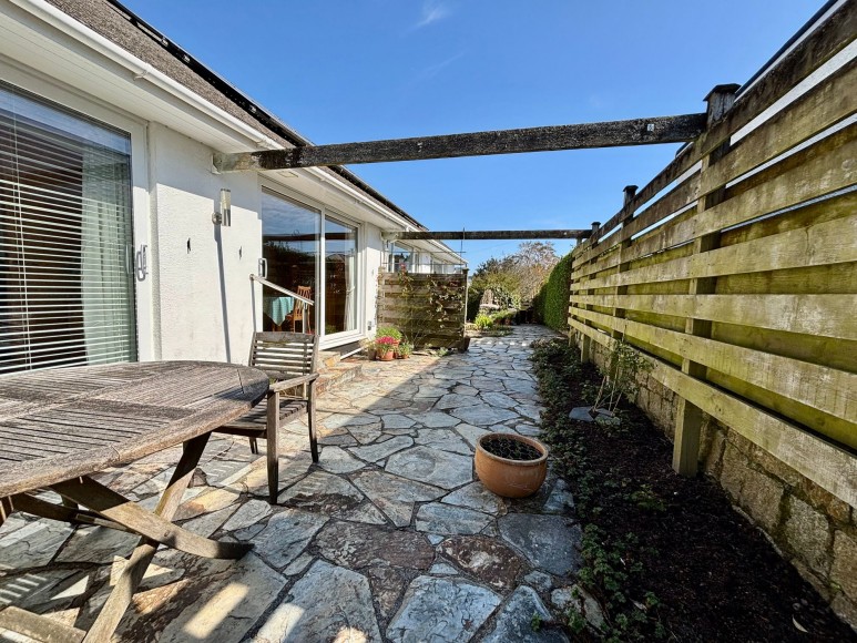 Tredova Crescent, Falmouth, TR11