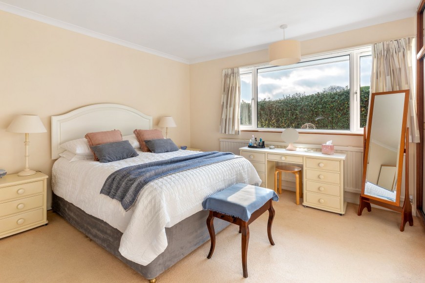 Tredova Crescent, Falmouth, TR11