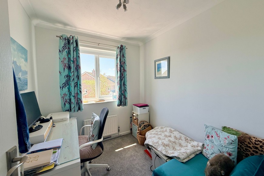 Polmennor Road, Falmouth, TR11