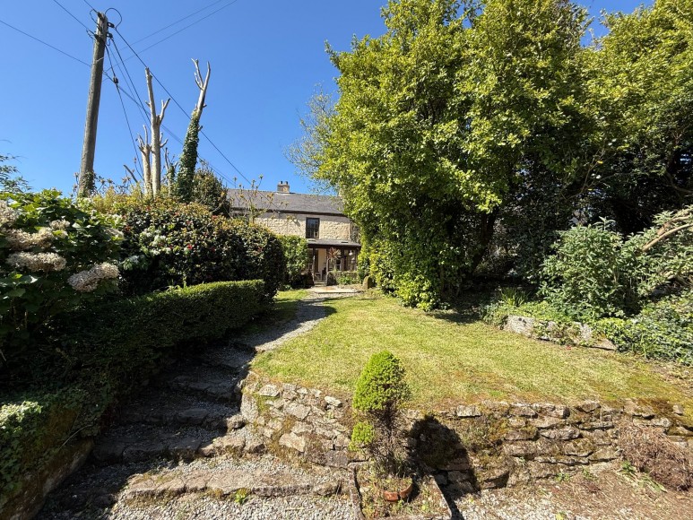 Trenoweth, Mabe Burnthouse, TR10