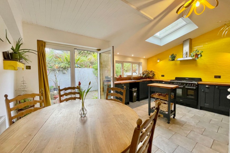 Mongleath Road, Falmouth, TR11