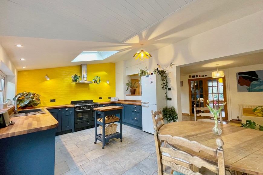 Mongleath Road, Falmouth, TR11