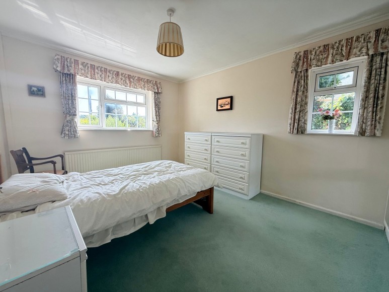Tredova Crescent, Falmouth, TR11