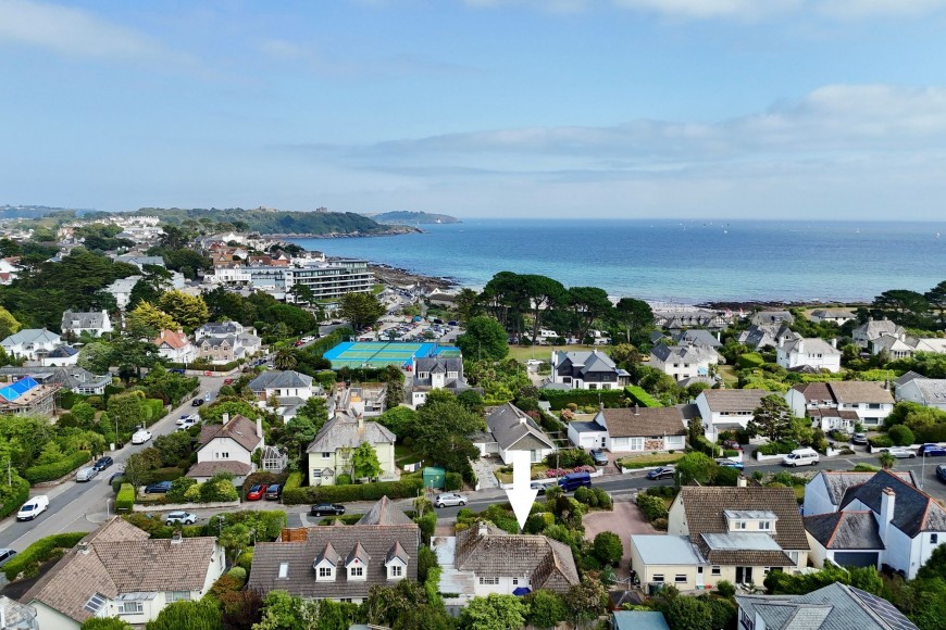 Tredova Crescent, Falmouth, TR11