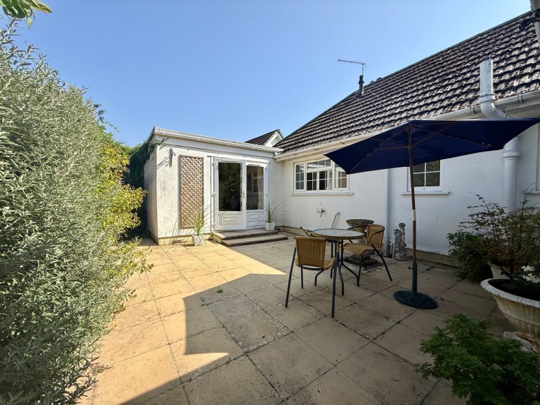 Tredova Crescent, Falmouth, TR11