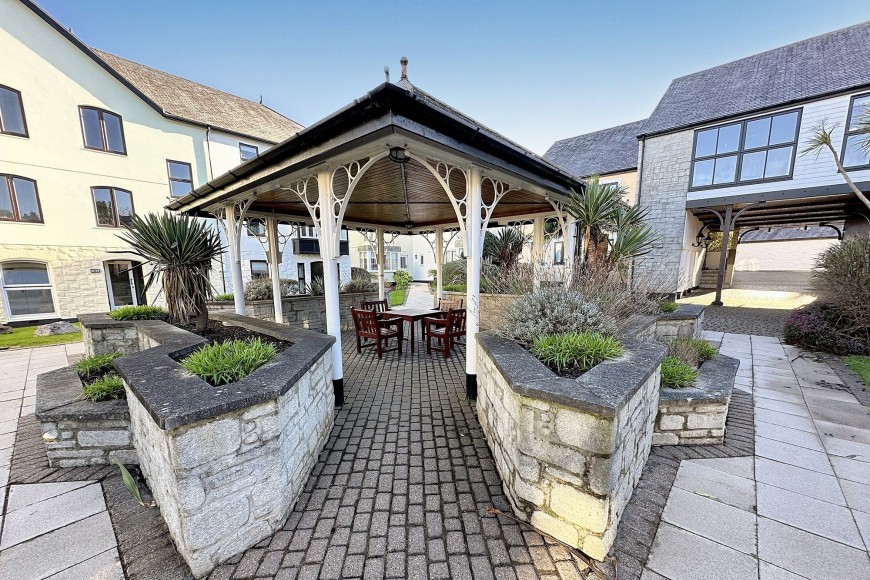 Tregenna Court, Port Pendennis, TR11