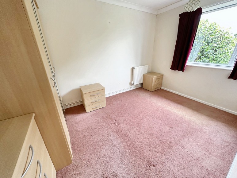 Penvale Crescent, Penryn, TR10