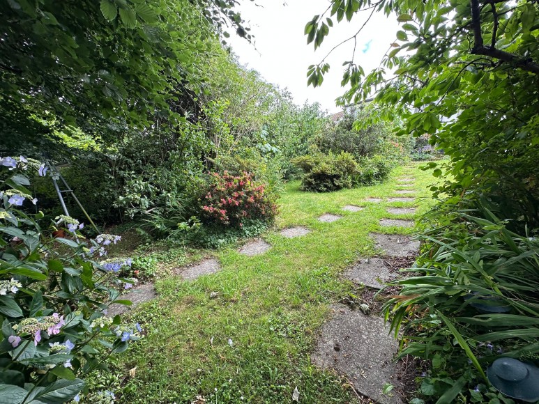 Penvale Crescent, Penryn, TR10