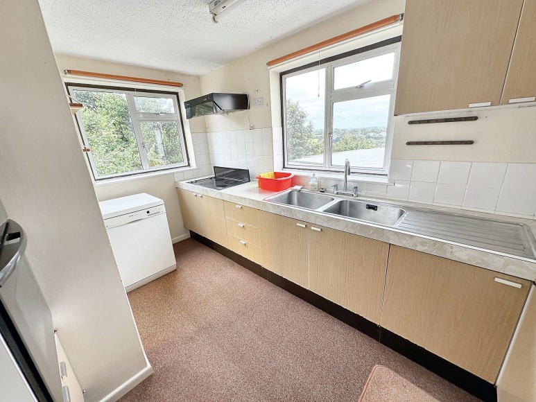 Penvale Crescent, Penryn, TR10