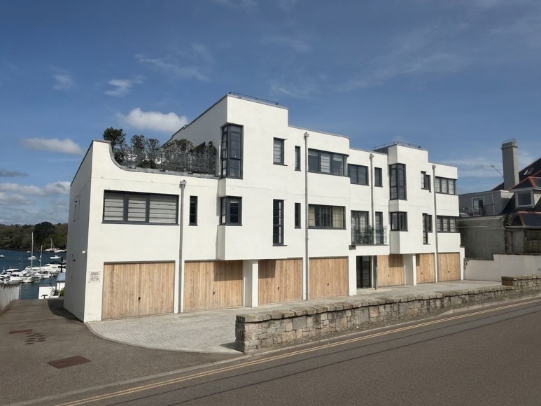 North Parade, Falmouth, TR11