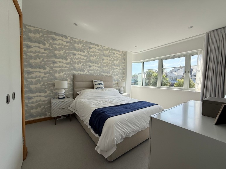 North Parade, Falmouth, TR11