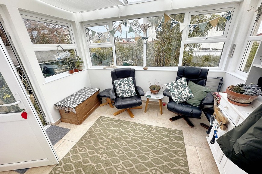 Kings Avenue, Falmouth, TR11