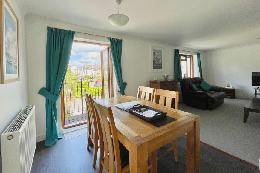 Campbeltown Way, Falmouth, TR11