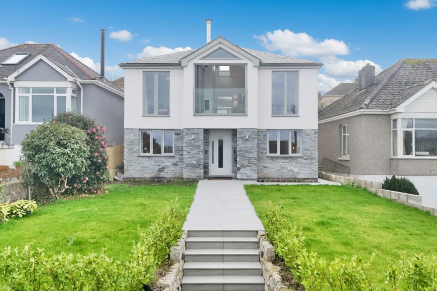 North Parade, Falmouth, TR11