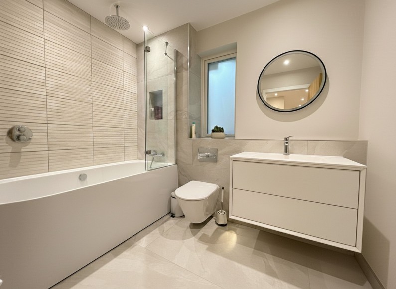 North Parade, Falmouth, TR11