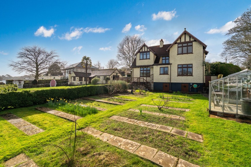 Tregatreath, Mylor Bridge, TR11