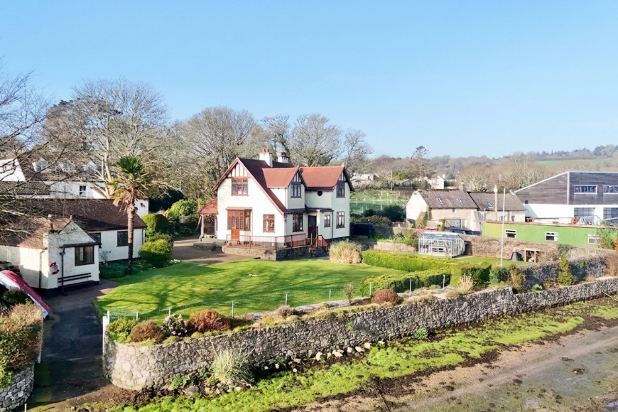 Tregatreath, Mylor Bridge, TR11