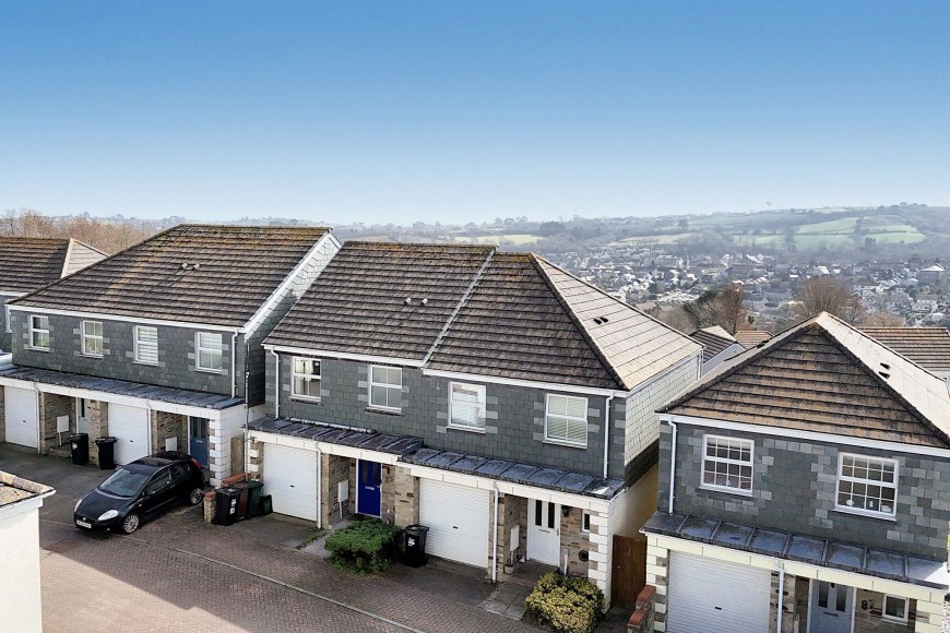 Round Ring Gardens, Penryn, TR10