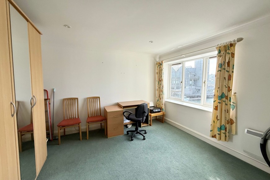 Challenger Quay, Falmouth, TR11