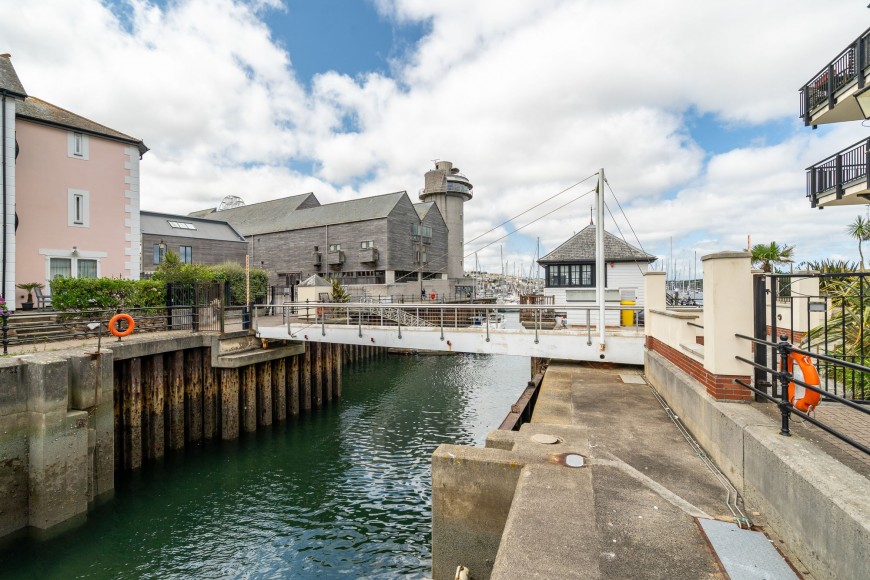 Challenger Quay, Falmouth, TR11