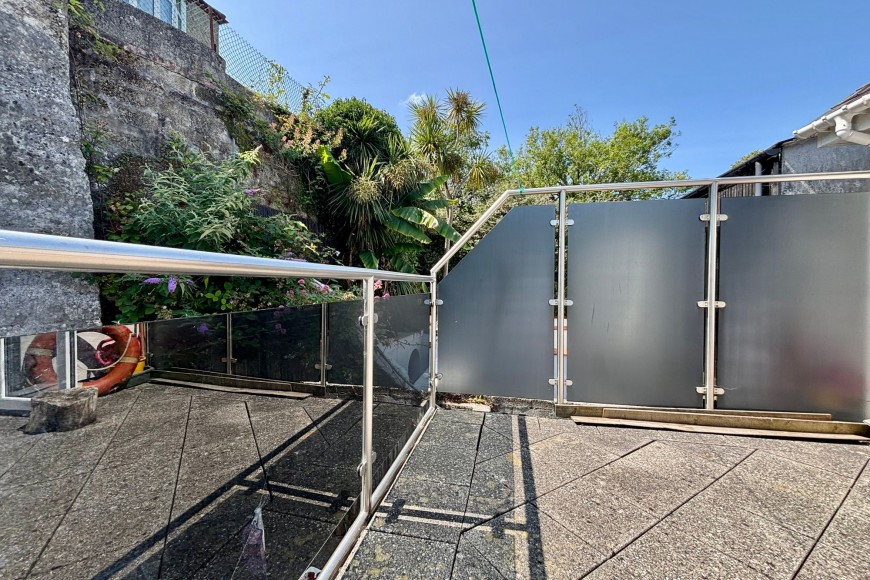 Gyllyng Street, Falmouth, TR11