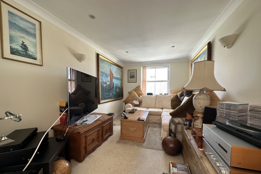 Gyllyng Street, Falmouth, TR11