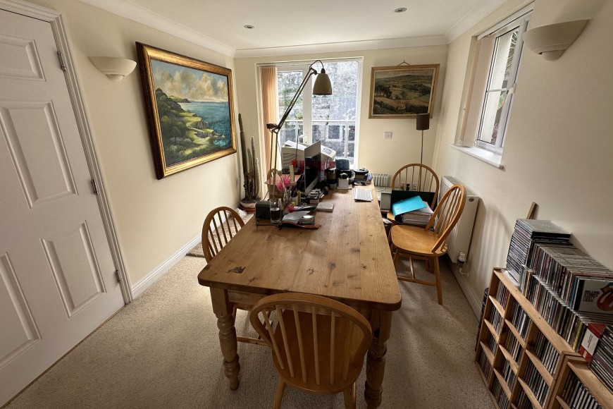 Gyllyng Street, Falmouth, TR11