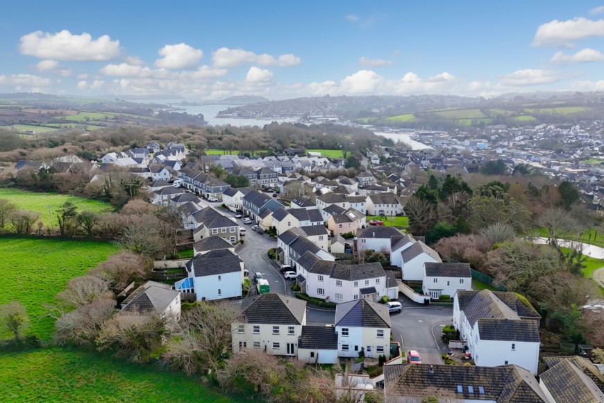 Round Ring Gardens, Penryn, TR10