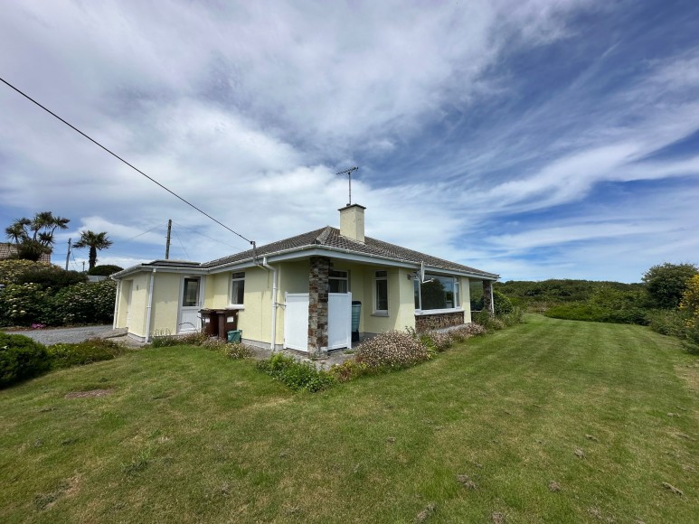 Penwartha, Coverack, TR12