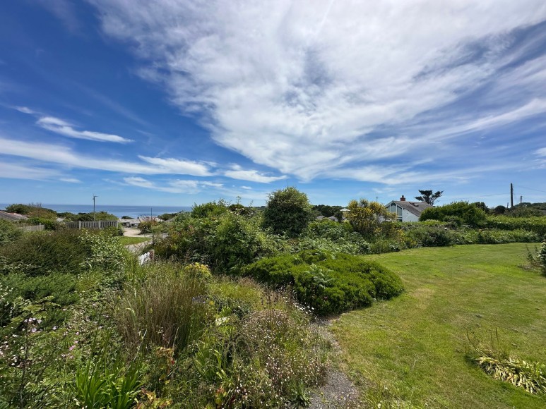 Penwartha, Coverack, TR12