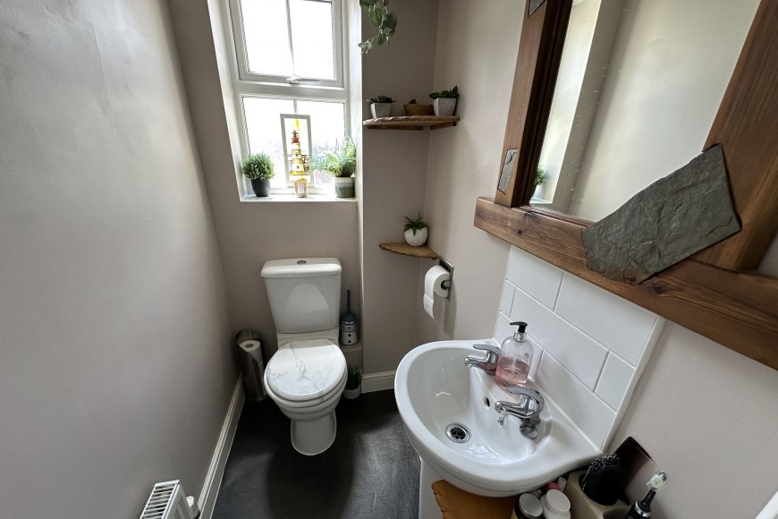 Round Ring Gardens, Penryn, TR10