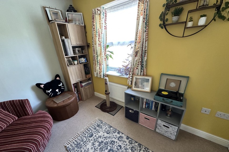 Round Ring Gardens, Penryn, TR10