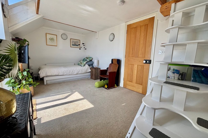 Waterloo Road, Falmouth, TR11