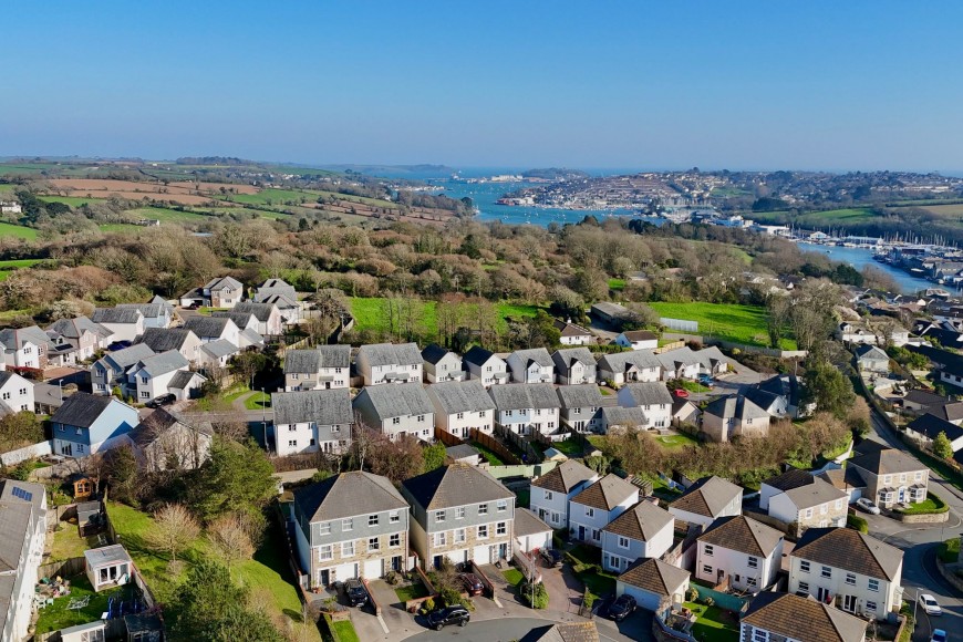 Round Ring Gardens, Penryn, TR10