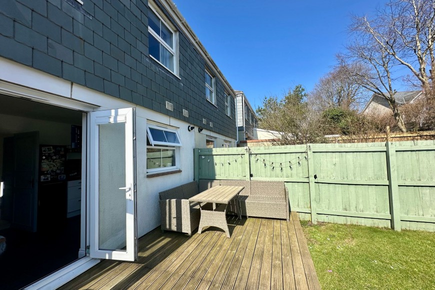 Round Ring Gardens, Penryn, TR10