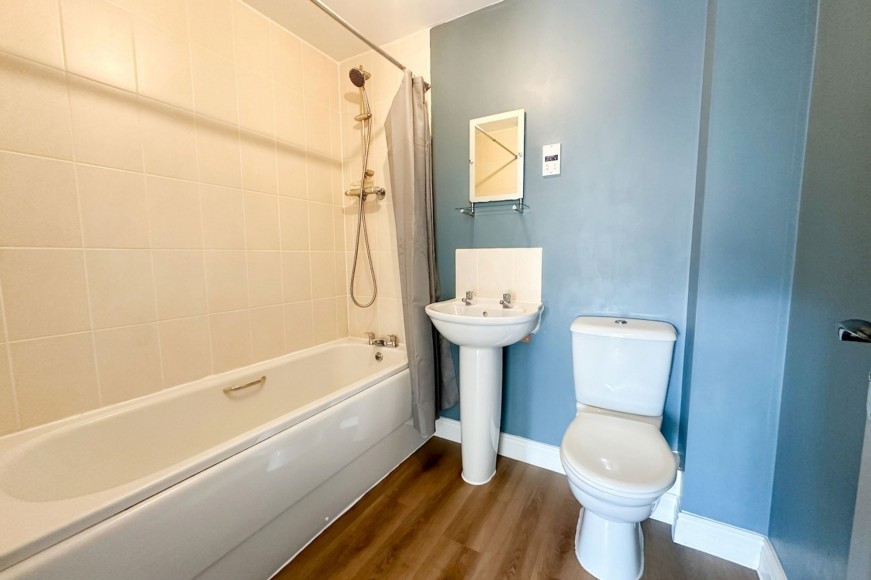 Round Ring Gardens, Penryn, TR10