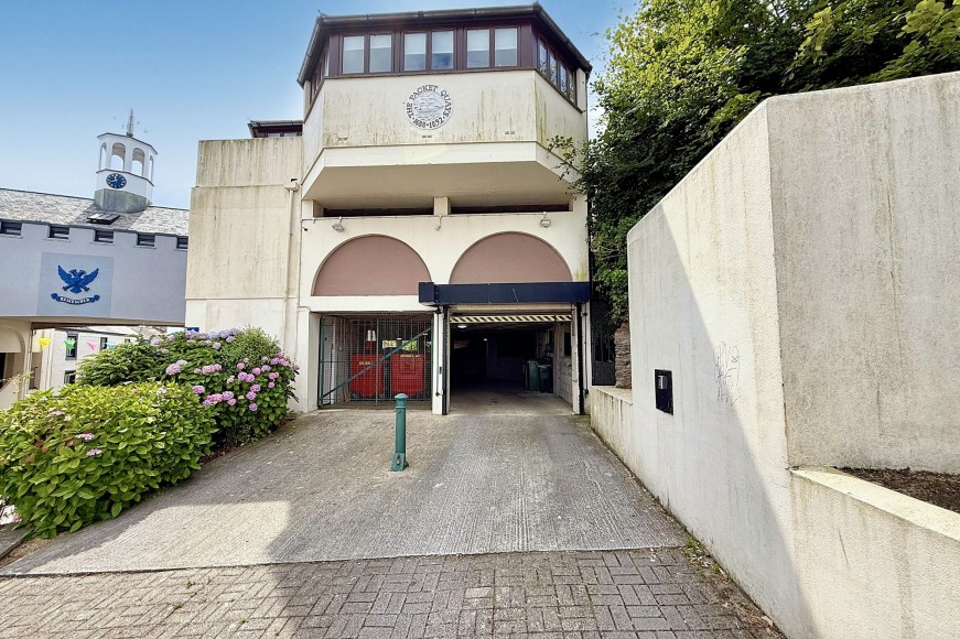 60 High Street, Falmouth, TR11