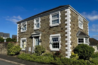 Round Ring Gardens, Penryn, TR10