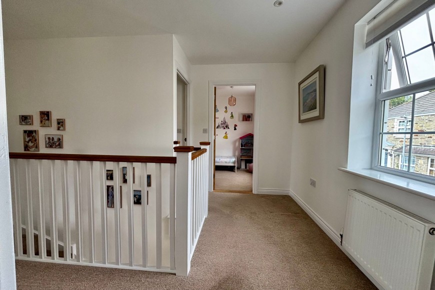 Round Ring Gardens, Penryn, TR10