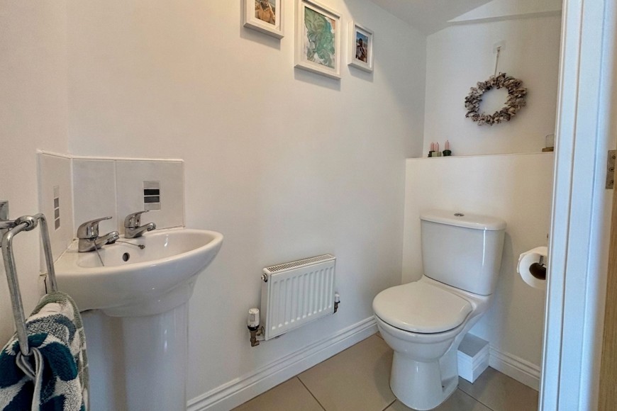 Round Ring Gardens, Penryn, TR10