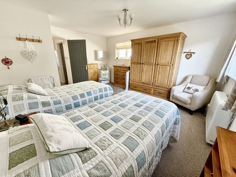 Cogos Park, Mylor Bridge, TR11