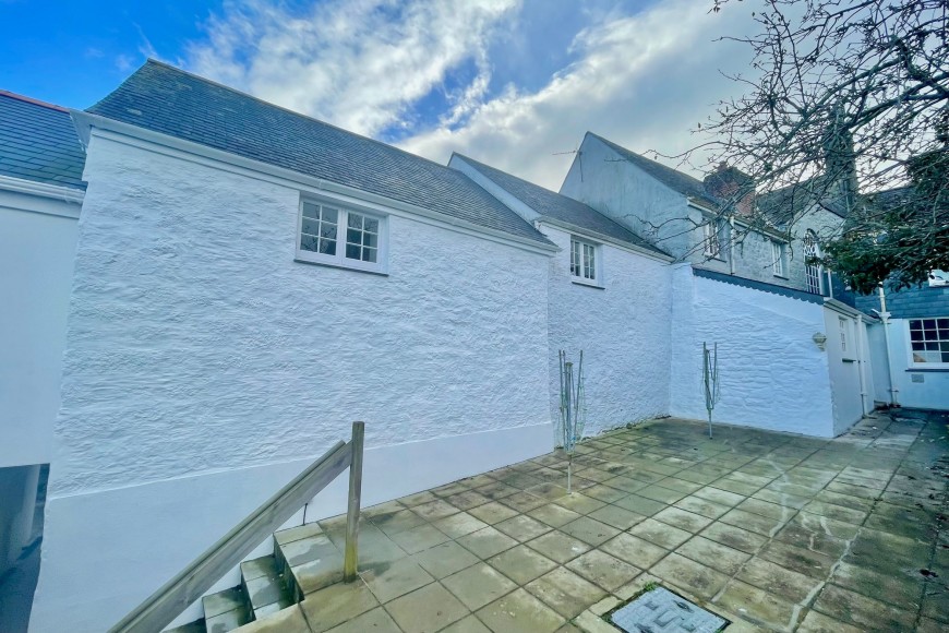 Commercial Road, Penryn, TR10