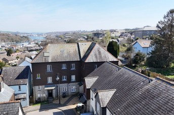 Calver Close, Penryn, TR10