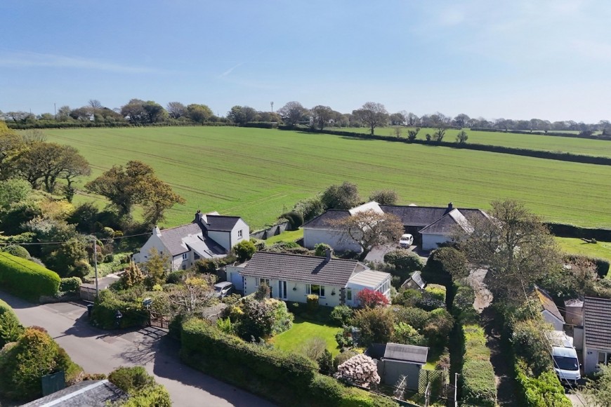 Passage Hill, Mylor, TR11