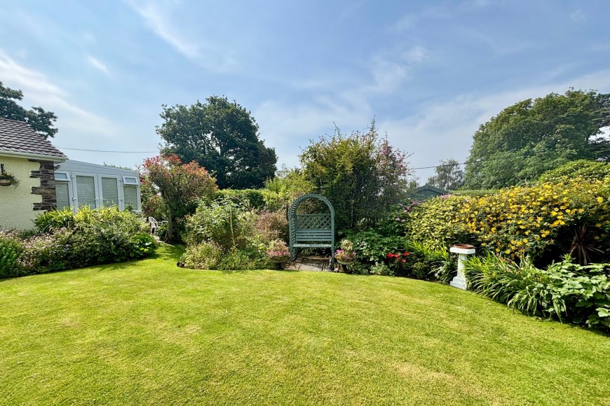 Passage Hill, Mylor, TR11