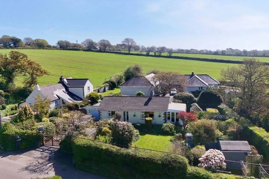 Passage Hill, Mylor, TR11