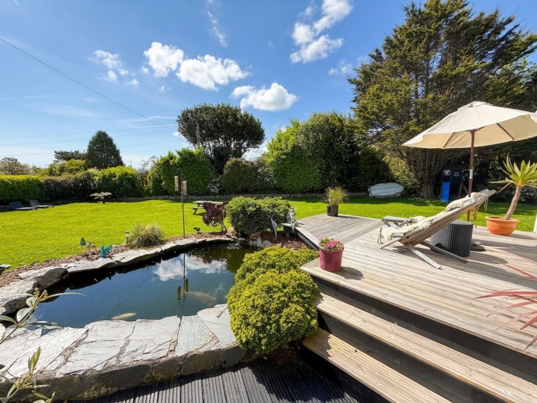 Maenporth Road, Maenporth, TR11