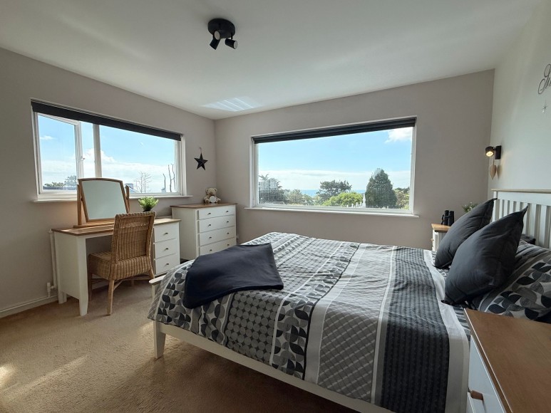 Maenporth Road, Maenporth, TR11