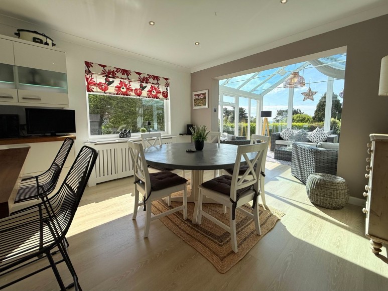 Maenporth Road, Maenporth, TR11